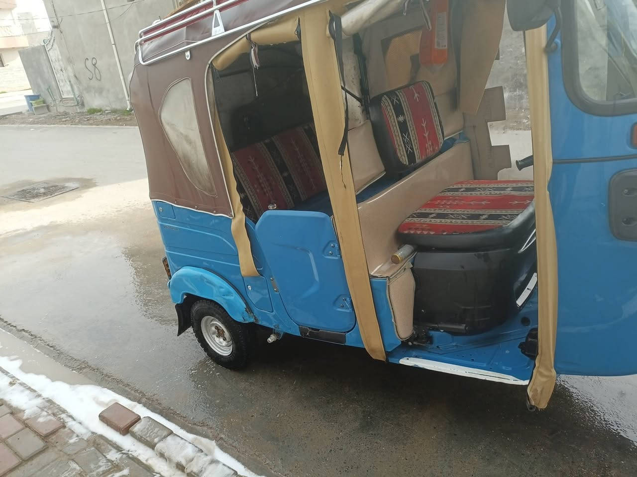 تكتك  2021شهر ال 7 كفاله عامه السعر 7 و 900 وبيها مجال اتصال. او واتس اب  ***********
