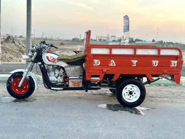 للبيع موديل 13 أوراق اصولي محرك 22 نضيف مفتوحة مره وحده شرط مكفوله كفاله كلها شغاله نكره سلف ماعوزه شي سعر((مليون و300)) رجاىن اذا مو شراي لاتراسل 
*********** مكاني شطره
