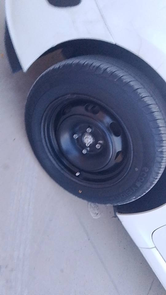 بيجو موديل 2005 رقم بغداد مشروع وطني دفتر بنزين بيها تبريد تدفئه كلها شغال شاشه ايباد جام كهربائي محرك كير بشرط لا صرف ولا بخار شرط تحويل للبيع أو مرواسه *********** كركوك, العراق
