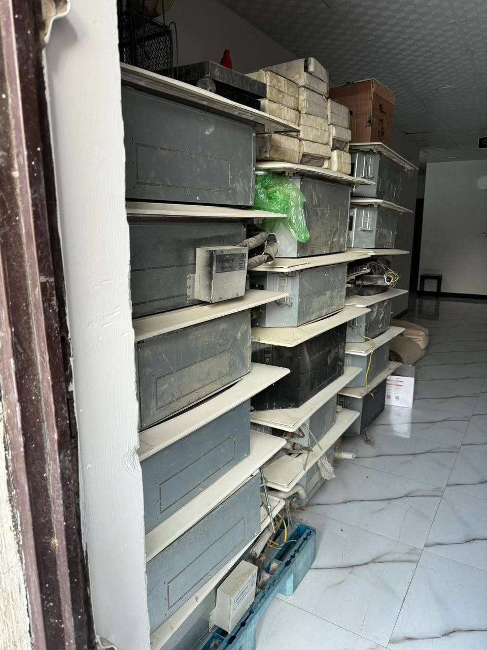 تبريد مركزي 100 طن سعره أخو البلاش مشتغل موسم واحد فقط


**إذا كنت صاحب هذا الإعلان وتريد حذفه لأي سبب، رجاءا أرسل رسالة إلى الدعم الفني**