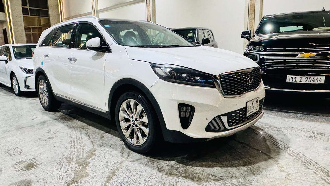 سورنتو 2019 خليجي وكاله 
فول مواصفات 1/1
بدون صبغ 
بيه مكانات بارد فقط 
السعر 22,500
مكان سياره بغداد
الاتصال ***********

