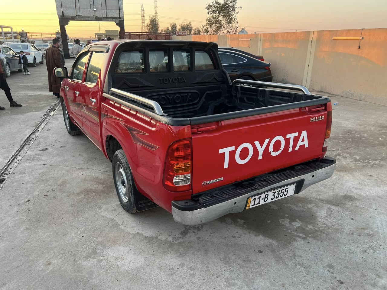 سلام عليكم 
بكم هايلوكس للبيع
موديل 2011
كير ومحرك شرط 
ضرر جاملق بونيد 
تواير وصدر جدد
السعر 155 وبيها مجال للطيبين 
الرقم ***********
