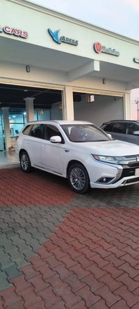 سياره ميسوبيشي أوتلاندر ستيشن كهرباء هايبرد بانزين 2022 رقم كركوك شرط ...