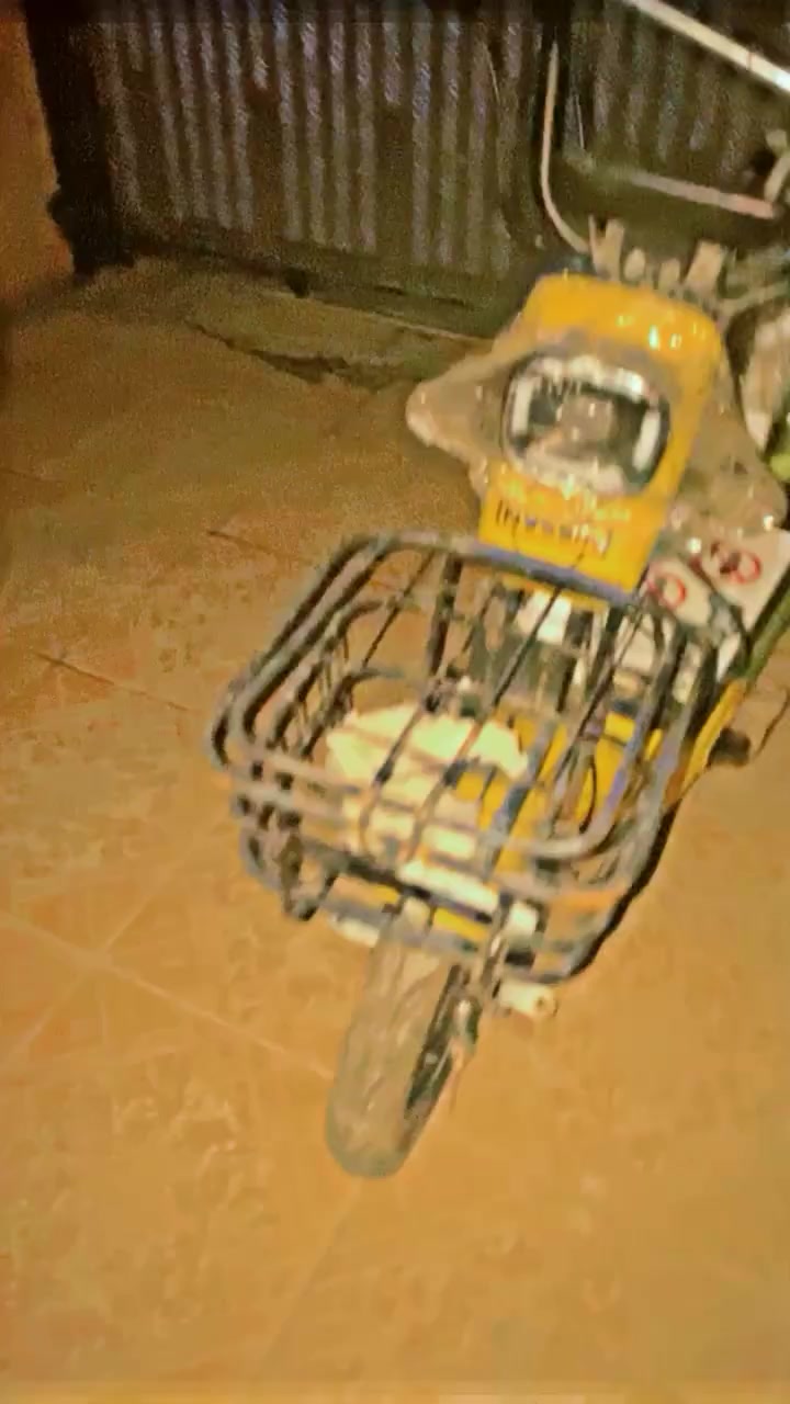 عندي باسكل شحن حجم ١٤ شغل كولشي ماابي بطاريات جديد السعر ١٧٠بي مجال


**إذا كنت صاحب هذا الإعلان وتريد حذفه لأي سبب، رجاءا أرسل رسالة إلى الدعم الفني**