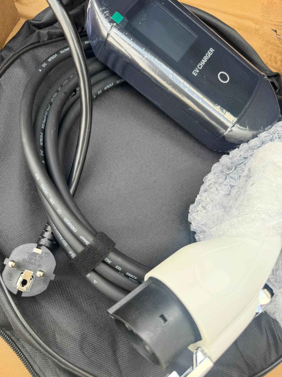 كيبل شحن جيب رنكلر 
‎متوفر حاليا في شركة موجاڤي
اربيل  شارع شقلاوە سناعە شیمالی جدید رقم ٧٤ 
*********** -***********
