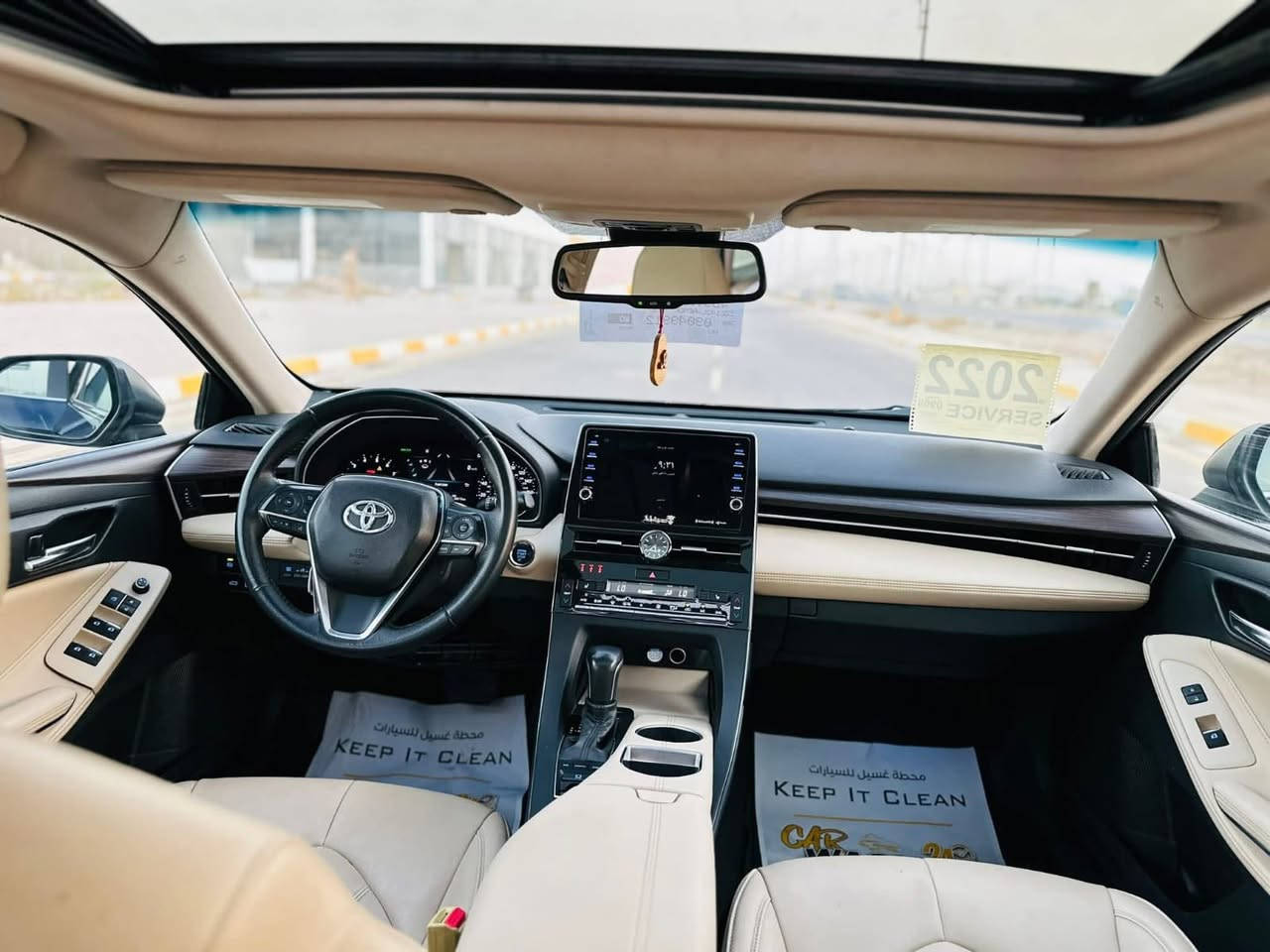 تويوتا ••• افلون   
موديل ••• 2022 // XLE ☑️☑️
فول مواصفات 
_بصمه
_فتحه
_جلد
_داخل بيجي بلادي 
_كراسي كهرباء
_تدفئة تبريد كشنات
_لايتات زنون 
_رادار

السياره جديدة جدا 
وارد امريكي
رقم بغداد تحويل مباشر 
للاستفسار اكثر 
***********
