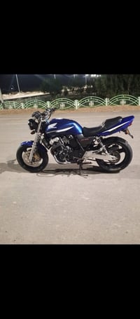 سي بي فور • جيل ثاني • مكفولة