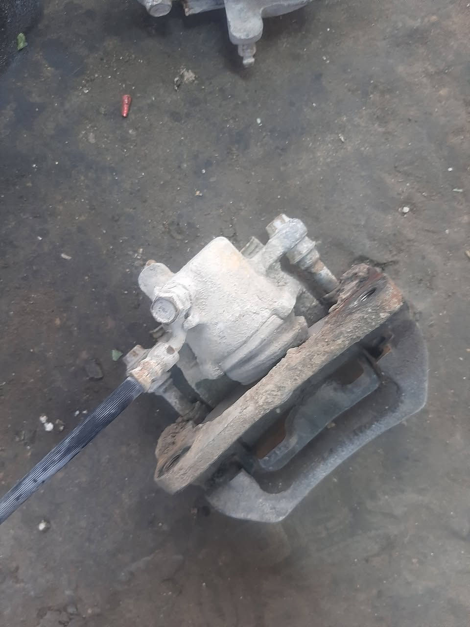 للبيع حجم الكسل ٤٣  رقم ***********
