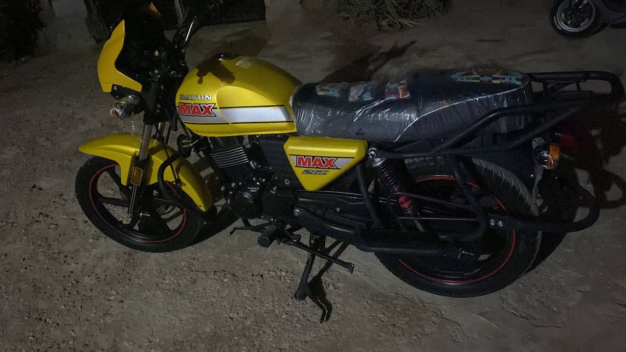 سلام وعليكم دايوان موديل ٢٣كفاله مكان كوت المزاك خاص مامتواجد تصل ‭٠٧٨٩ ١٧٤ ١٩٣٠‬
