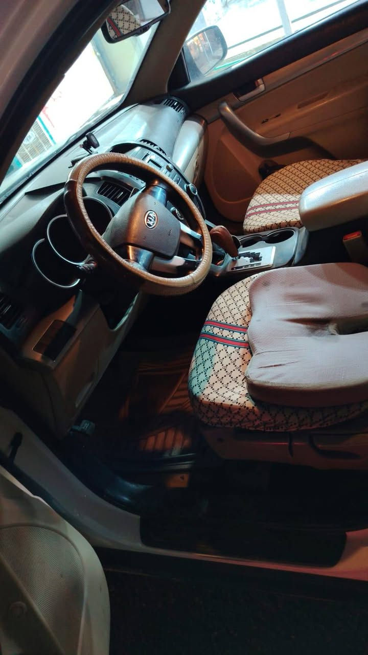 مكلف بالنشر.... السلام عليكم سورنتو موديل 2013 سيارة مكفولة كفالة عامة سيارة ..7..راكب السعر ..145.. مكان السيارة الفلوجة حي الشهداء الاستفسار أكثر الاتصال ع رقم ***********
                    ***********
