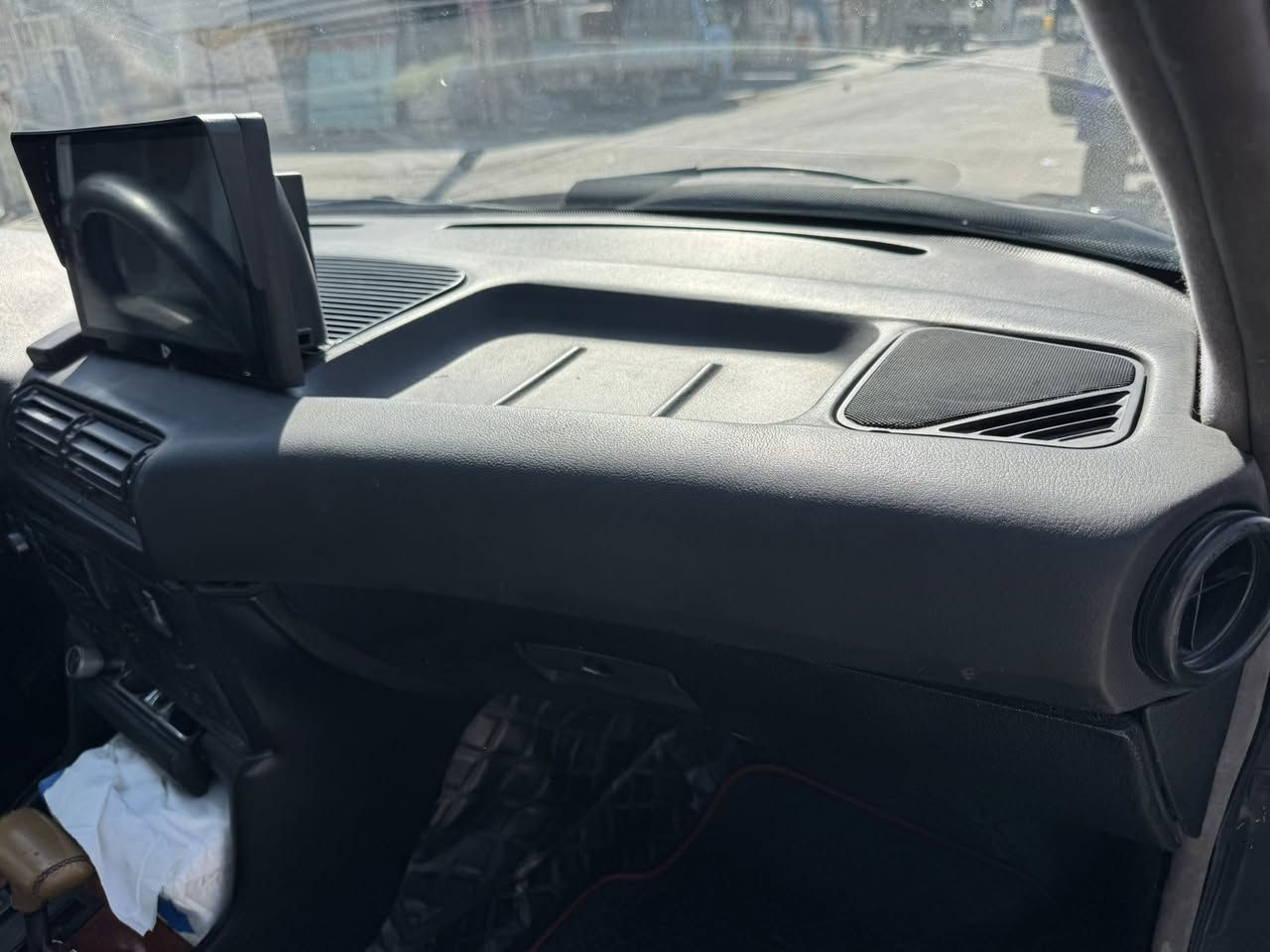 BMW 525 للبيع السيارة تشغيل عن بعد حدادية مكينة تبريد تايرات كهربائيات كلة جاهز اتريد تحويل تريد وكالة الموديل ١٩٩١ رقم سليمانية العنوان السيارة النجف (***********)
السعر ٦٦
