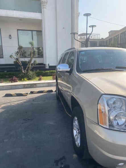 السلام عليكم ورحمة الله وبركاته
يوكن دنلي ٢٠٠٩ خليجي بتره فول مواصفات  سياره جاهزه من كل النواحي  صدر خلفي امامي جديد  كير محرك ممتاز
ويل وتاير جديد لووك مكفوله من اي ضربه وعيب
بيها صبغ  جوه  الترايش مال  البوب   وصبغ باب الجنطه   فقط   الباقي شرط الفحص بسمي  بغداد  رقم جديد 
مكاني بغداد الدوره 
*********** السعر وتفاصيل اتصل بي وتساب وبخدمتك
