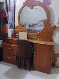 غرفه نوم كامله للبيع سعر ٣٥٠  ضهر الجربايه موجود بس المرايه مكسوره  بغ...