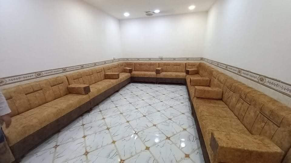 نعمل حسب الطلب ديوان أو تخم
شغل درجه اولى وبي ضمان
خشب روسي 
سفنج مميز
بلوك اسود
تجديد المستعمل
للاستفسار ***********
