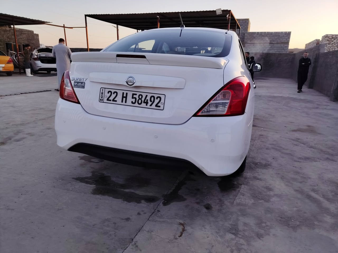 نيسان سني هندي بليته زركه
موديل ٢٠٢٠ رقم أربيل تحويل مباشر
ماشيه ٢٠٠
السياره مكفوله كفاله عامه
ماعده بيه رصعه من جوه باب الخلفي وره سايق
ورصعه جاملغ الأمامي عكس السايق والك الفحص
مابيه سونار
السعر ١١٥ وبيه مجال 
***********
