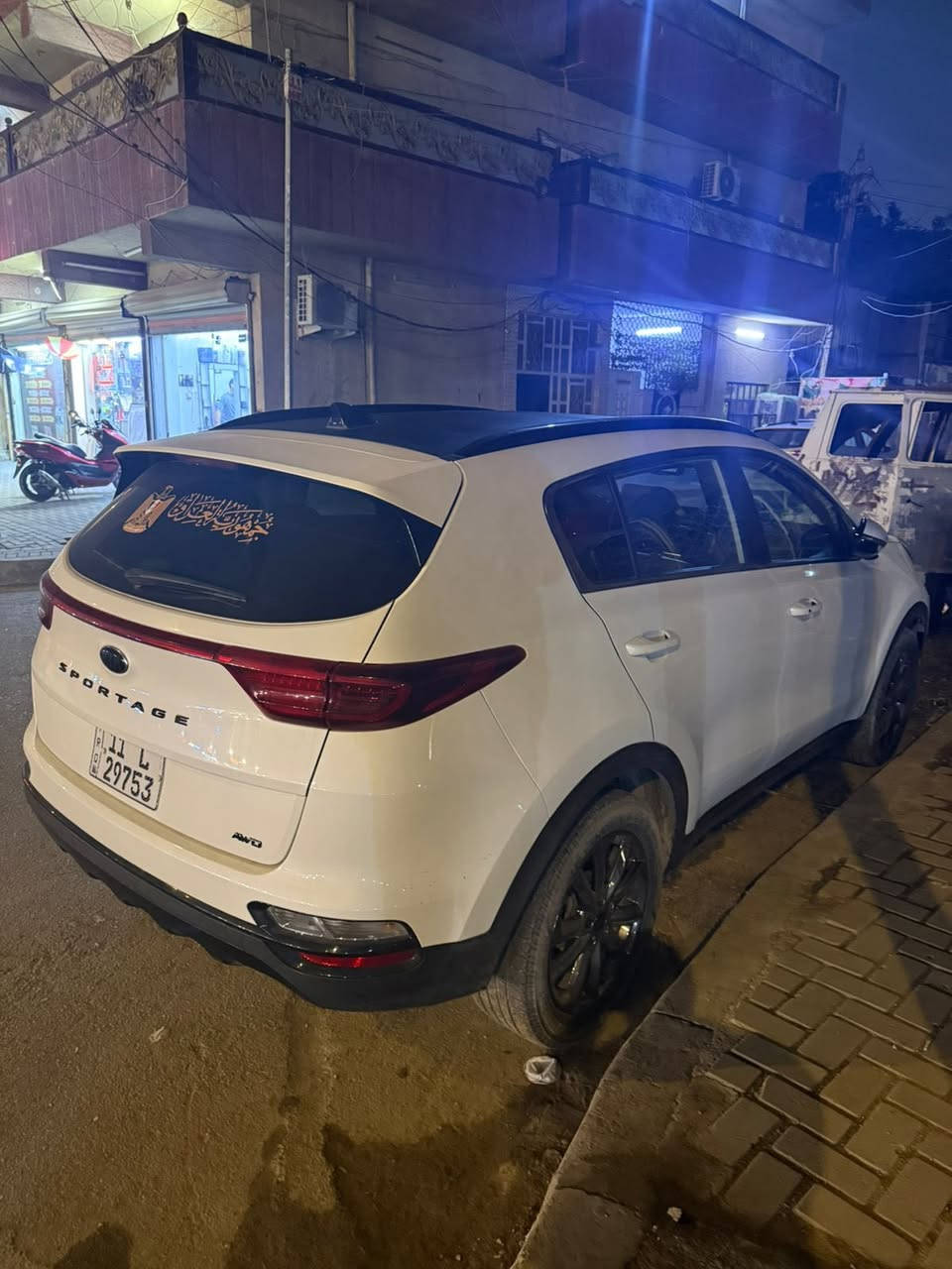 سلام عليكم كيا سبورتج موديل 2022 GTL
وارد امريكي فول للاخير
 السياره بانوراما حادث  بس دعاميه اماميه وخشم الجاملغ بارد 
ماشيه 84 
السعر 210 
مكان السياره بغداد 
***********
خاص مغلق
