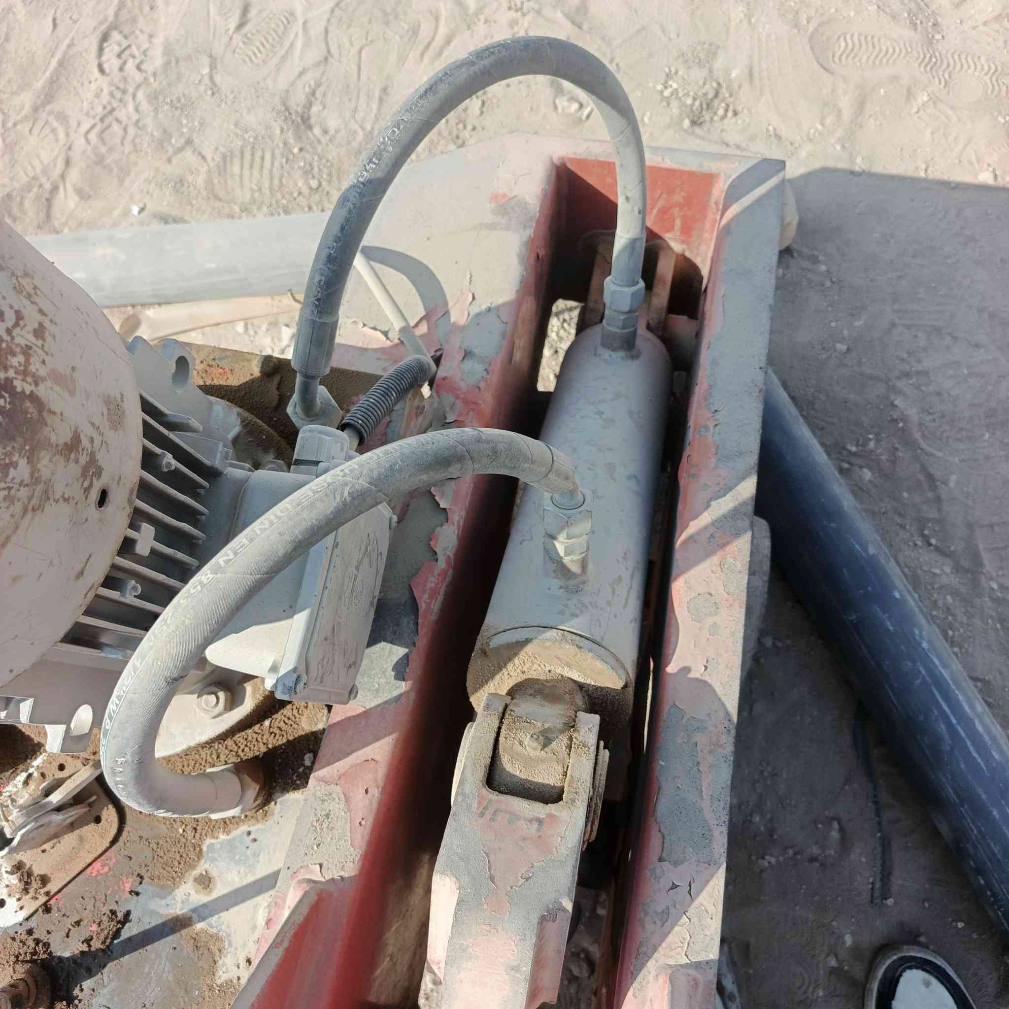 السلام عليكم للبيع عواجه ومقص تركي أخو الجديد العنوان كربلاء
***********
