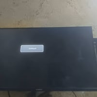 شاشه للبيع  100 وبيها مجال بسيط مكاني حي عامل  07885571500