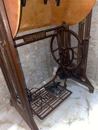 مكينة خياطة • فراشة • بيها مجال
