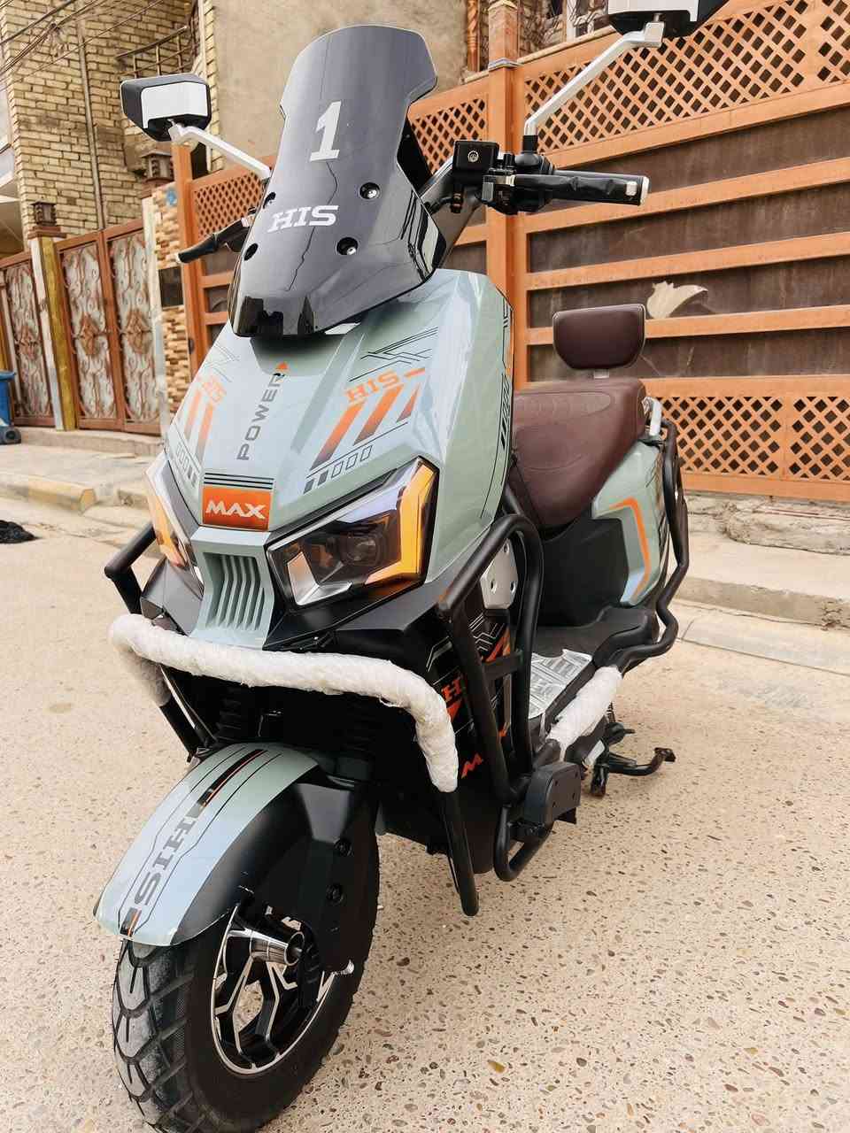 سلام عليكم ورحمه الله وبركاتو
دراجه شحن الصاعقه موديل 2026
ملف 2000 عدد البطاريات 6”
عدد التحويلات 4 عداد السرعه100
عداد الكيلو متر 1066تقطع مسافه 70 k
 السعر 950 وبيه مجال بسيط جدا مكاني بغداد الزعفرانيه ***********
