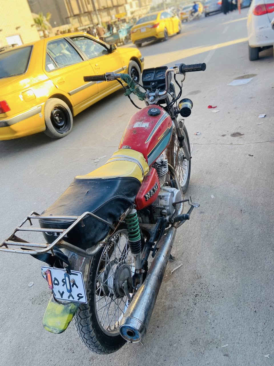 سلام عليكم دراجه نامه شاصي نامه اصلي بس اوراق سكنر مكينه نامه اصلي جديده مامفتوحه المكان حله الاستفسار ***********
