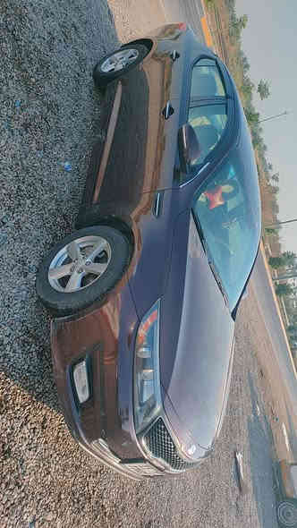 سلام عليكم للبيع كيا اوبتيما موديل 2015 وارد امريكي مكينه ٢٤٠٠ مامفتوحه كير مكينه تبريد حداديه مكفول بيها قطعه صبغ بس بنيد وجارد مثل ما موضح بالصوره ماشيه ٩٠ حقيقي رقم بغداد تحويل مباشر سياره جاهزه وحلوه السعر ١١٧ وبيها مجال للطيبين عنواني ديالى ناحية جديدة الشط قرب الراشديه مال حسينيه للاستفسار ***********
