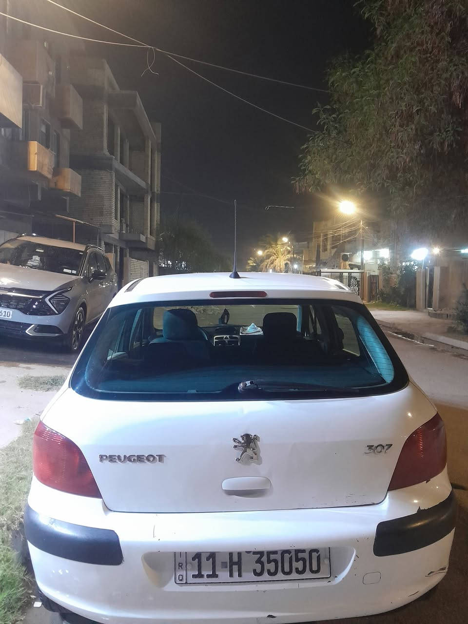 السلام عليكم بيجو 307 للبيع 2004
الصبغ بلادي مكينة وكير مكفولات تبريد ثلج
السيارة نضيفة كما موضح بل صور 
تحويل ثاني يوم العنوان بغداد الكرادة 
السعر 50 وبيها مجال للطيبين 
***********
