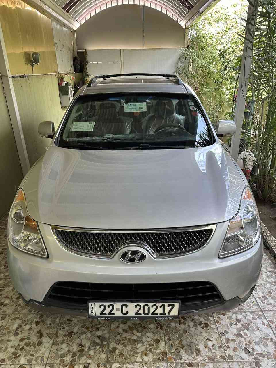 سياره فيراكروز 2008 فول مواصفات كفاله من الضربه بيها جرد بالبنيد ورشينه البنيد والجاملغات صبغ للجمالية السياره بدون ضربه حداديه وكير ومكينه وتخم تاير كله جديد رقم اربيل جديد 
للاستفسار ومعرفه السعر اتصل ع هذا الرقم ***********
