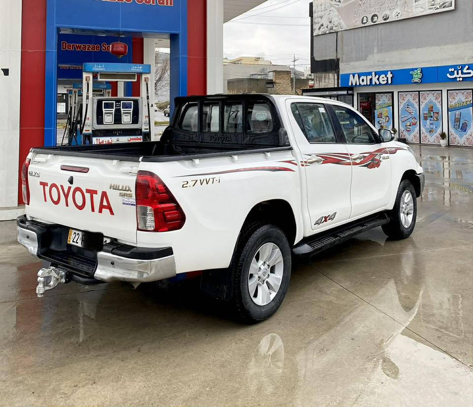 تۆیۆتە هایلۆکس مەرزیە 2016 
دەبل ئەکسل سفری شەریکەی سەید نەهرۆ
 یەک دەستە لەشەریکەوە 125km عەقیقی رۆشتوە 
بەناوی خۆمەتا 2028 رەقەم هەولێرە 
ئەشیای بیلادی لەگەلە دوو سویجە 
فول مواسەفاتە سعودی گێر تۆماتیک ناوفۆرمیکە
 ڤۆلیۆم شاشە ئایپات کامیرە تەبریت مەرکەزیە
 حەساسە نیزام eco یە دەحامی نیکلە 
یەدە نیکلە ئاوێنە ئەوتۆیە چوار پستۆنە 
سیارەکە سێرفزی شەریکەی بۆکراوە 
تاوەکو ئیستاش هەر لەشەریکە رونی دەگۆردرێت
 پاک و خاوێن ماوەتەوە دەحامی بۆ دەحامی
 بەشەرت گێر مەکینە ئەکسل نەکراوەتەوە 
گشت گیانی بەشەرت کامل جوانکاری بۆکراوە 
تاخم کوشن و گاعیەی لەگەل هۆکی دواوە بۆ بەستراوە  
بۆیاخی / نیە 
تعدیل/ نیە 
تەزرە / نیە 
جەمپی / نیە  
نرخی:264$ کەمێک محامەلە 
ژمارەی خاوەنی :
واتس ئاپ:***********
