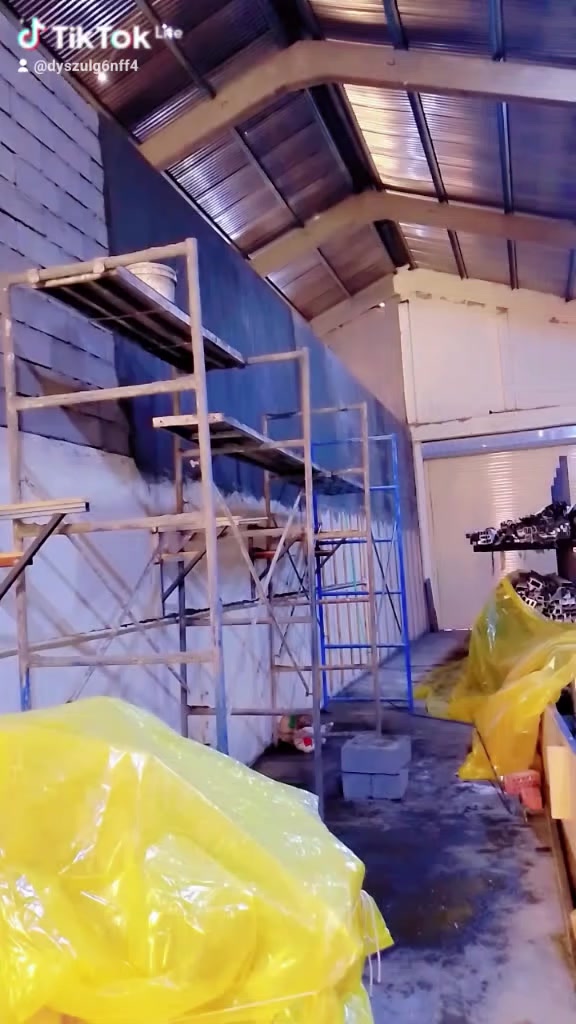 من رخصت ادمن الكروب المحترم سلام عليكم  خلفه لبخ نثر تشميع تصليح جص وبورك متفرق للعمل لبخ تقطيع طلس ضمان ما عجبك شغلي لا تنطي لو ربع هاذه رقمي ***********الكورك *********** بيه واتساب
