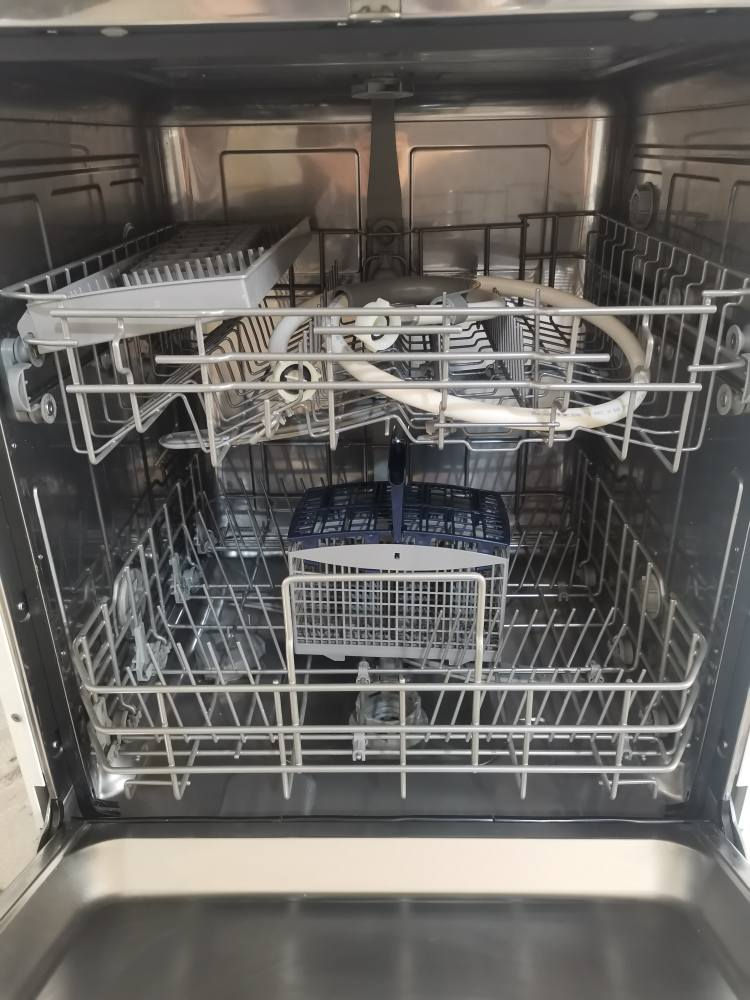 غەسالەی قاپ شوشتن

مارکەی سامسۆنگی ئەسڵی
خاوێنی %98
بەس تاقی کراوەتەوە زۆر مەزبووتە لە ئیشکردن أربيل, العراق


**إذا كنت صاحب هذا الإعلان وتريد حذفه لأي سبب، رجاءا أرسل رسالة إلى الدعم الفني**