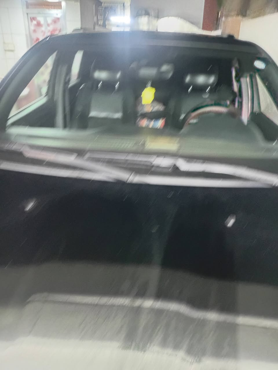 جيب شيروكي لاريدو ١٧ وارد امريكي كلين تيتل مكفوله بدون ضربه وبدون صبغ رقم شمالي مكينه وكير بالكارتون تخم تاير جديد بدون فتحه مكانها الصويره للاتصال 
*********** 
***********
ابوحسن &
