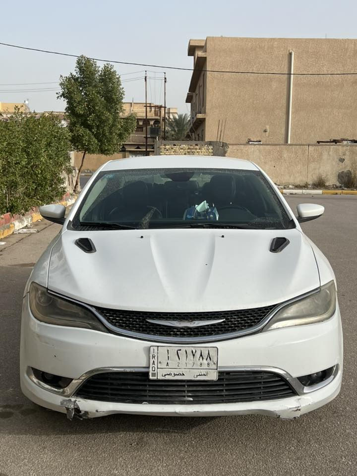 C200
موديل 2015 

مكينه 3600

تبريد ٣ قطع 

تدفئه بالكشنات 

ضربته جاملغ وباب السايق وربع من الثاني مصبوغ 

وبيهه طخات خفيفه مثل ما واضح بالصوره 
بسمي السياره 

الرقم ***********
