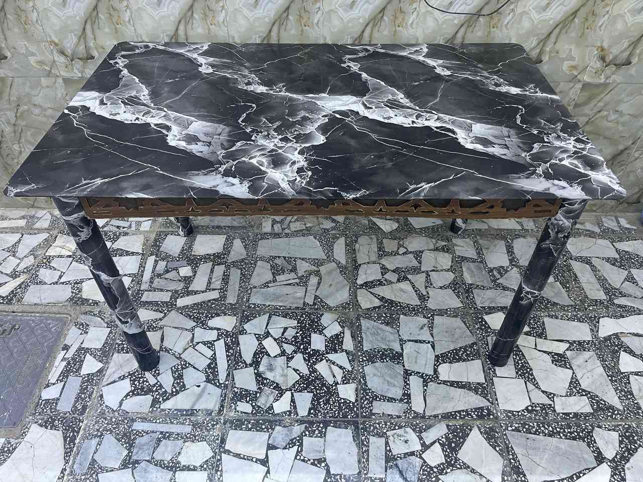 أغراض منزلية للبيع
ثلاجة تجميد وتبريد بدون تصليح ١٥٠ الف
ميز طعام ٣٠ الف
ميز بلازمه ٢٥ الف
بغداد الشعلة ***********
