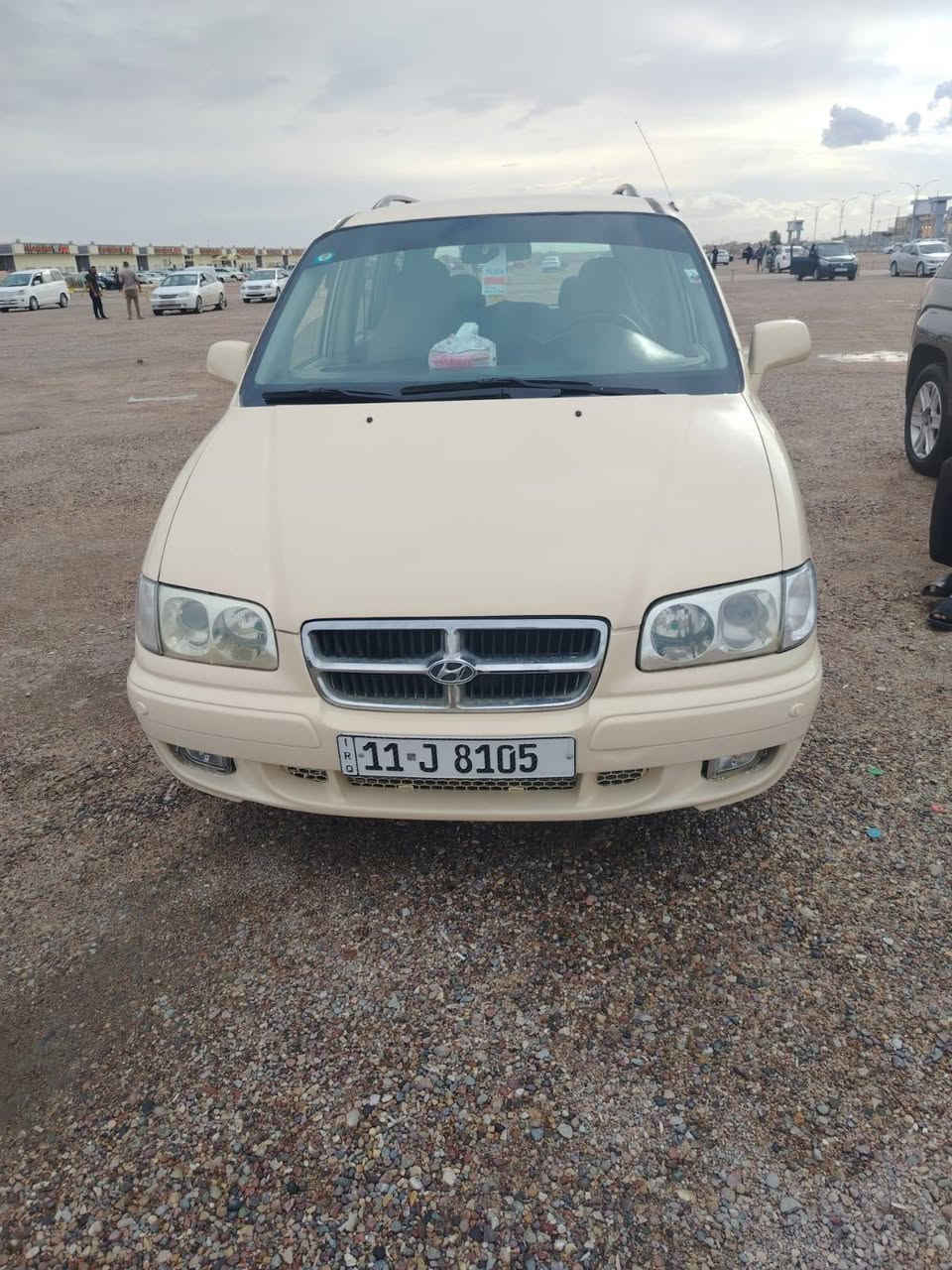 سلام عليكم البيع هونداي ترانجيت مديل 2006
رقم بغداد  تريد تحويل تريد وكاله   وارد خليجي بدون حادث صبغ عام جماليه فقط محرك كير جديد 7 راكب تبريد ثلج مابيه كل نقص السعر 75
للتواصل على 
رقم*********** 
البكان البصره حي المهندسين القبله
