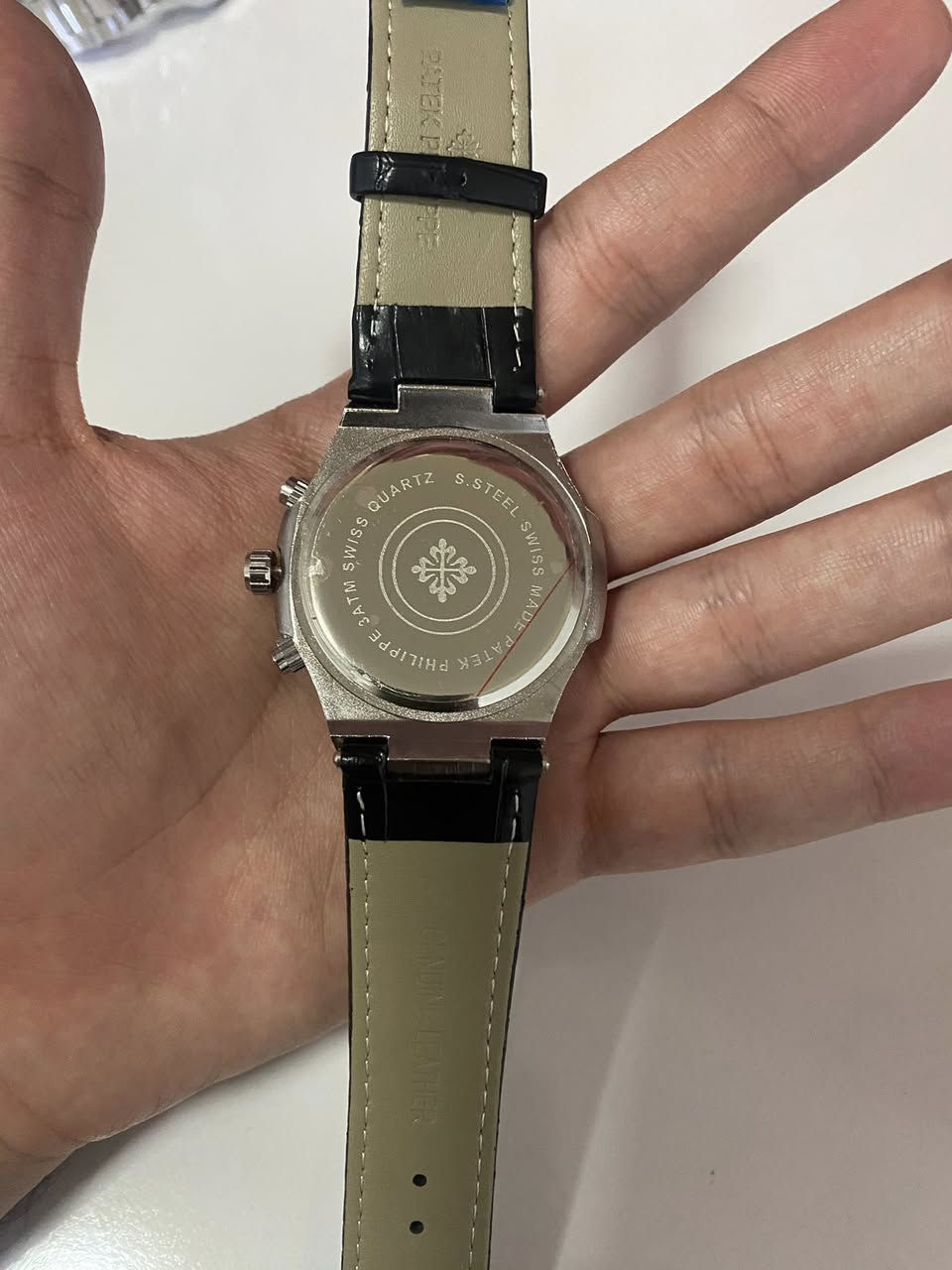 باتيك فيليب كوبي درجة اولى ، سناتر شغالة ، شمسي قمري ، 30 ألف مع التوصيل اخر قطعة


**إذا كنت صاحب هذا الإعلان وتريد حذفه لأي سبب، رجاءا أرسل رسالة إلى الدعم الفني**