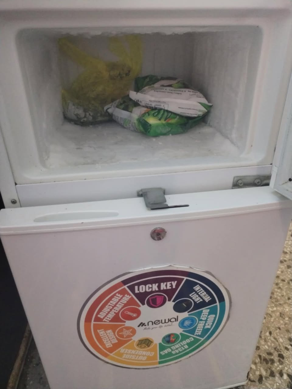 بغداد حي الجهاد
غرفه 8 قطع 500
ثلاجه 60 مستعجلين ع بيعتهم


**إذا كنت صاحب هذا الإعلان وتريد حذفه لأي سبب، رجاءا أرسل رسالة إلى الدعم الفني**