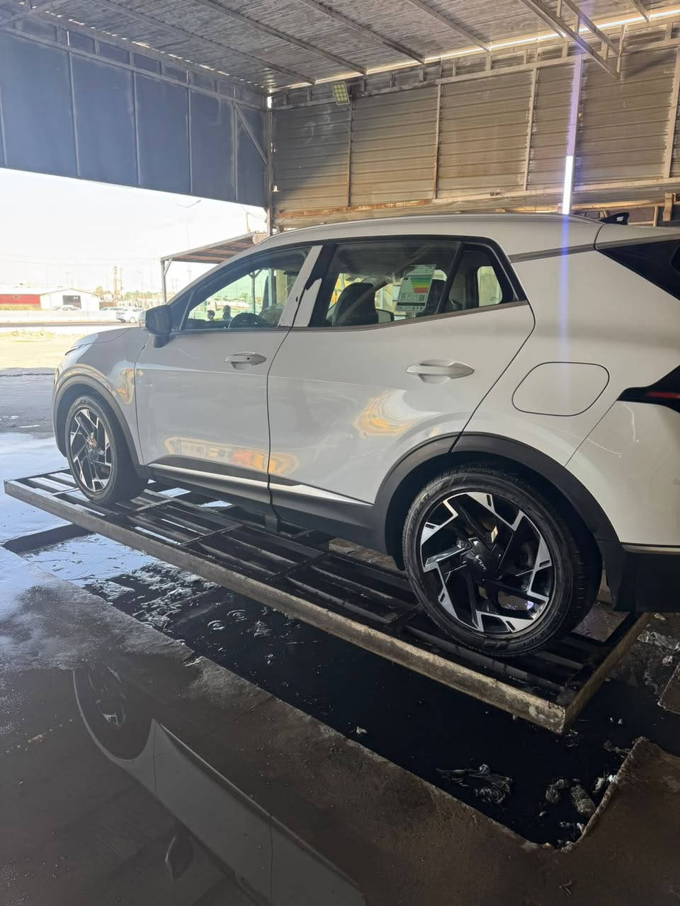 سلام عليكم حبايب سبورتج خليجي ماشيه 70 سياره نص فول مكفوله سياره تحويل ثاني يوم مكانها بغداد السونر ويها مرفوق بلصور ***********
