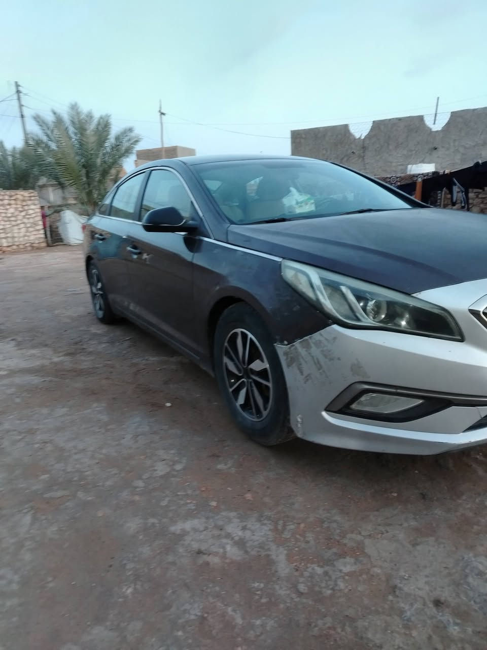 اسلام عليكم اخوان سوناته ٢٠١٥ للبيع شوف اعيونكم ما عدا دعاميه امامي وبنيد وجاملق خلفي محرك كير مكفولات تخم تاير جديد السعر ١٢٠ المو شراي لا يحرج نفسه العنوان الرمادي ناحيه الوفاء رقم الهاتف  ***********
