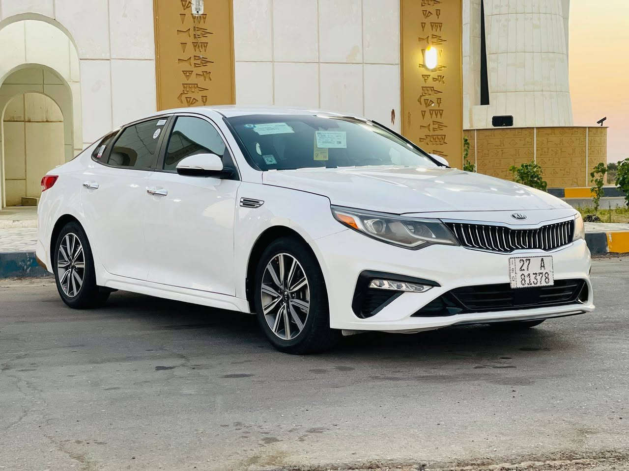 السلام عليكم
كيا اوبتيما 2019 وارد امريكي تصليح طرف بنيد فقط 

رقم ذي قار 

محرك 240‪0

رادار امامي (مانع تصادم) 

رادار خلفي

رادار جانبي

حديد مسار 

حساس خلفي

بريك ذاتي عند اقتراب من سياره قريبه 

فول تحكم ستيرن 

كروز مثبت سرعه 

ويل كروم 

شاشه لمس كبيره

لد نهاري

 كشاف بالدعاميه

اشاير بالمري

‏حساس اطارات 

بلوتوث منفذ  اوكس Usp حاكيه تلفون 

يدات نيكل سياره جديده وجاهزه تخم تاير حداديه تبريد

#السعر 135

 الاستفسار اتصل على الرقم ***********

