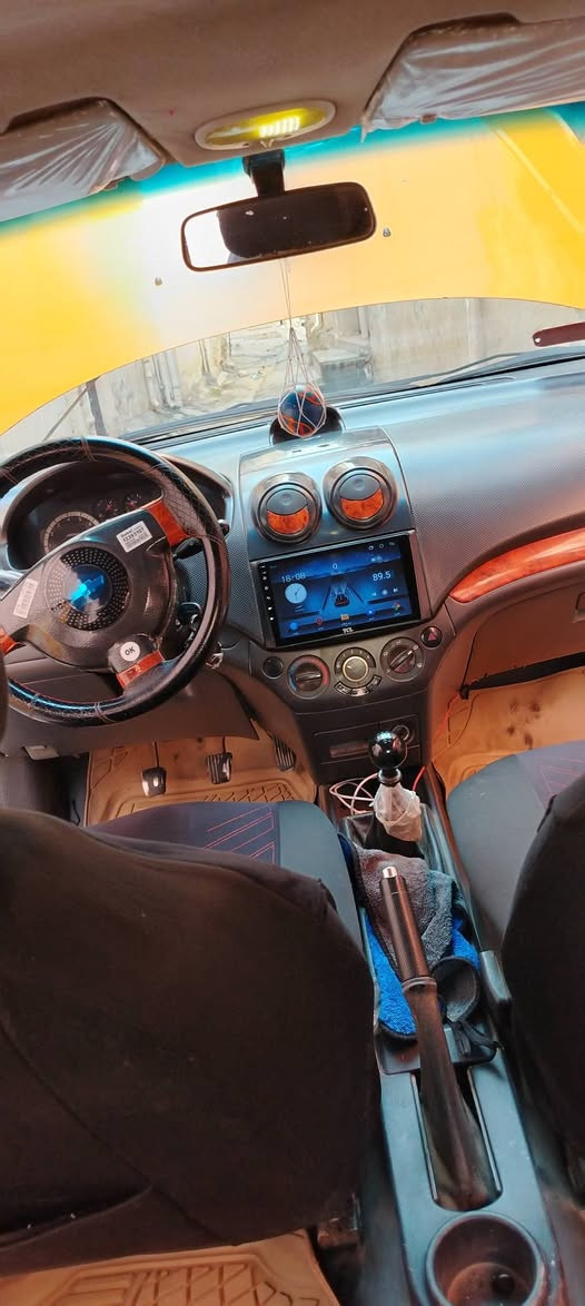 السلام عليكم  سيارة افيو موديل 2007بسمي اني الشرعي رقم كركوك مسطره هيئه غرامات صفر  شرط التحويل وكاله ماكو  بيه كاربون الكتروني احولك ياه تحويل  *********** السياره بيه كله معجون مال تكسي بس السقف مابي معجون
*********** بيه اربع قطع مبدل بوند جمالغات 2بدون دواير بيه طخه من ورى بل يسار امبدل بيه باب النفر الخلفي  شرط مكينه وكير لا صرف ولا نفخ  تبريد شغال تتفيه شغاله  العنوان موصل جانب الايمن السعر 50بيه مجال
