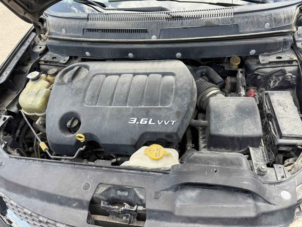 دوج جورني ٢٠١٢كلين بارد خفيف بل باب الخلفي رقم اربيل بسمي شرط التحويل مكينة ستة سلندر ٣٦٠ كفالة كير وميكينة وتبريد شغال سيارة كاملة بدون نقص سعر ١١٥ بيه مجال بسيط
***********
