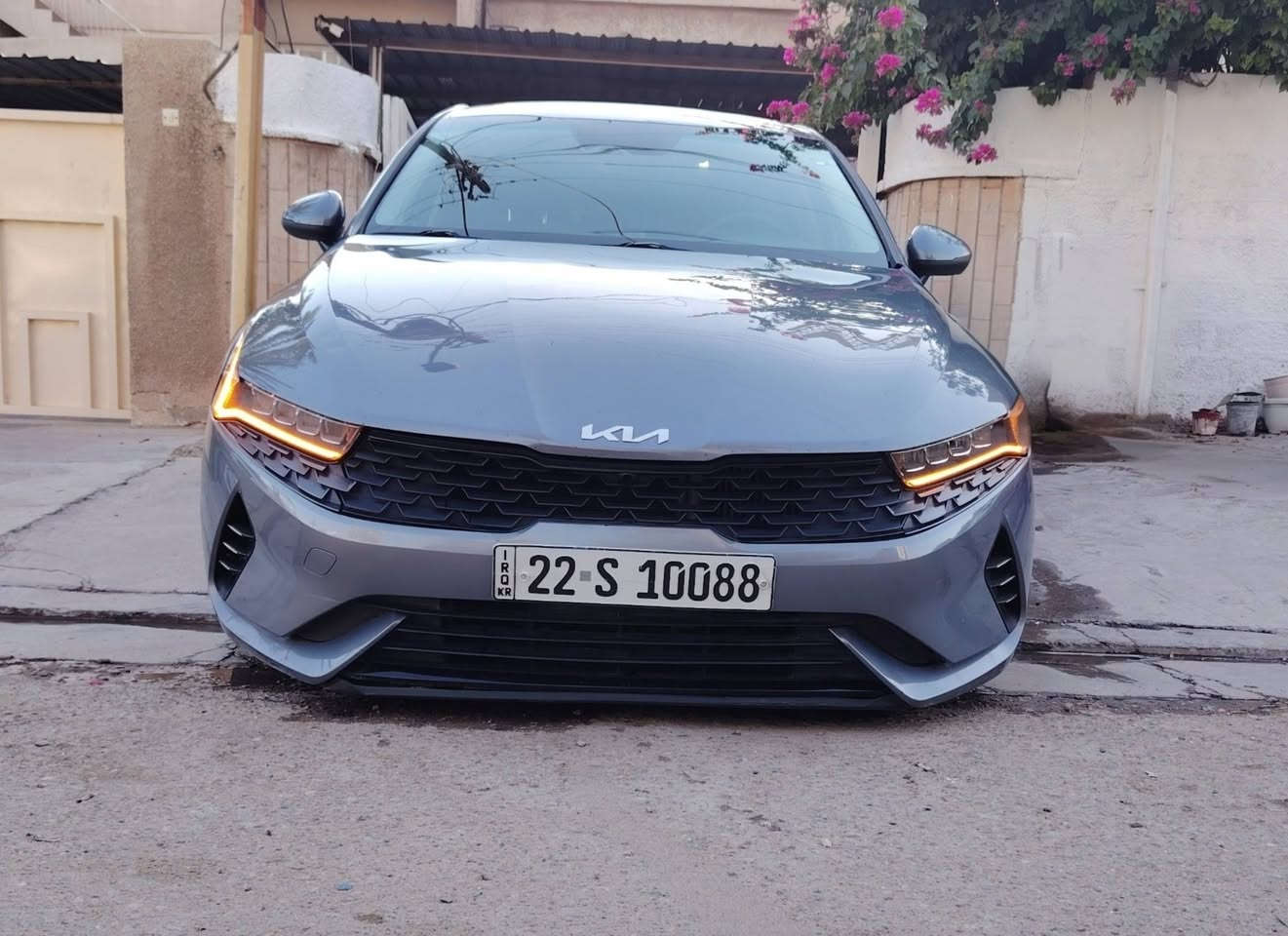 بلااااااش أقره التفاصيل كامله قبل الاتصال
عندي كيا K5
KIA K5 2022
محرك 1600 توربو
حادثها والسونار مرفق بالصور
رقم أربيل مميز بسمي
هزه جديده
ماشيه 70
السياره حلوه وجاهزه ومابيها كل نقص
مواصفاتها
بصمه وتشغيل عن بعد
هاند بريك بصمه
أوتو هولد
تحديد مسار
تحكم ستيرن جهتين
شاشة كار بلي
توقف ذاتي
رادار جانبي
نقطه عمياء 
مودات قياده
وباقي المواصفات معروفه
السعر 133
مكاني بغداد حي الجامعه ت***********
