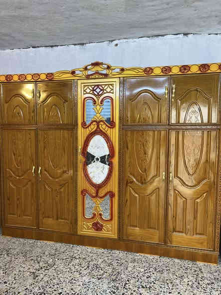 غرفه ام  الخمسه ملحق  اخت جديده نضافه 100/95 داخل خارج صاج سعر 750الصدر وتساب *********** كو توصيل 🚚.
