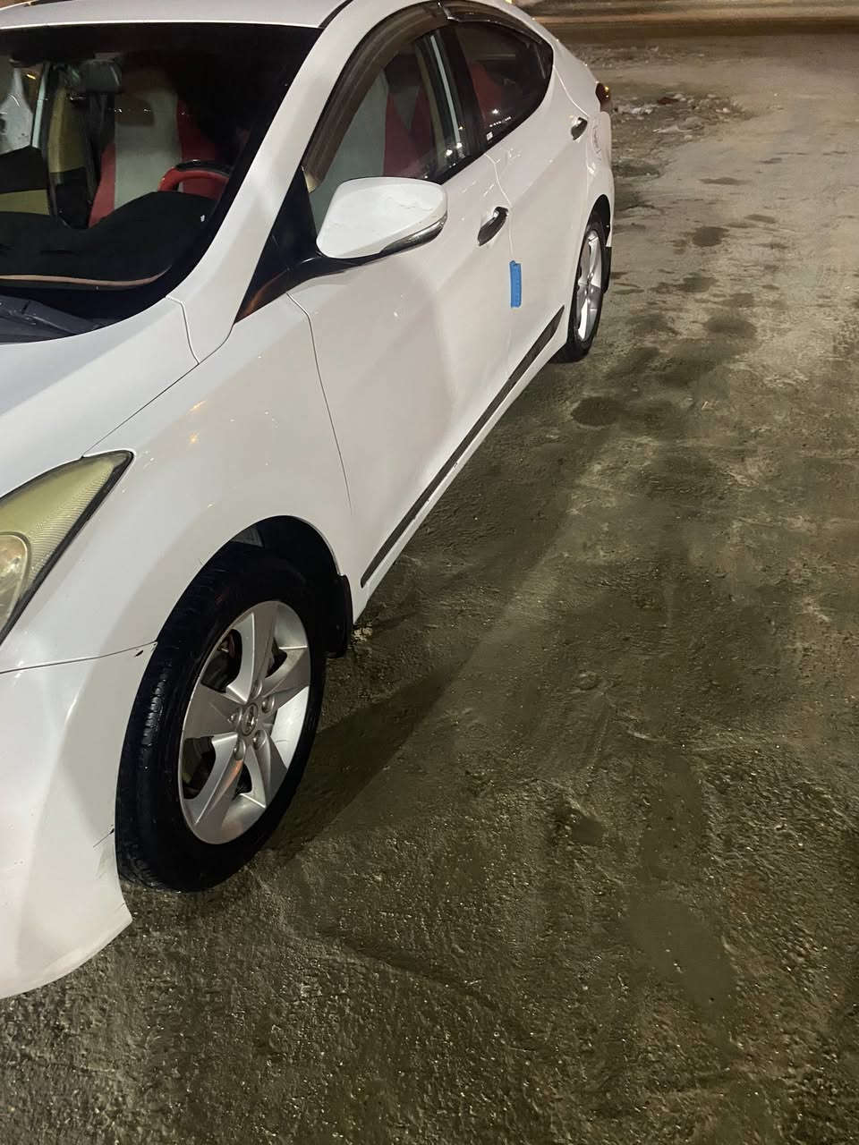 سلام عليكم الانترا موديل 2012 محرك 1800 مكفول من الضربة والتبديل خليجي سيارة بسمي تحويل ثاني يوم مكاني بغداد الزعفرانية رقم *********** سعر 120
