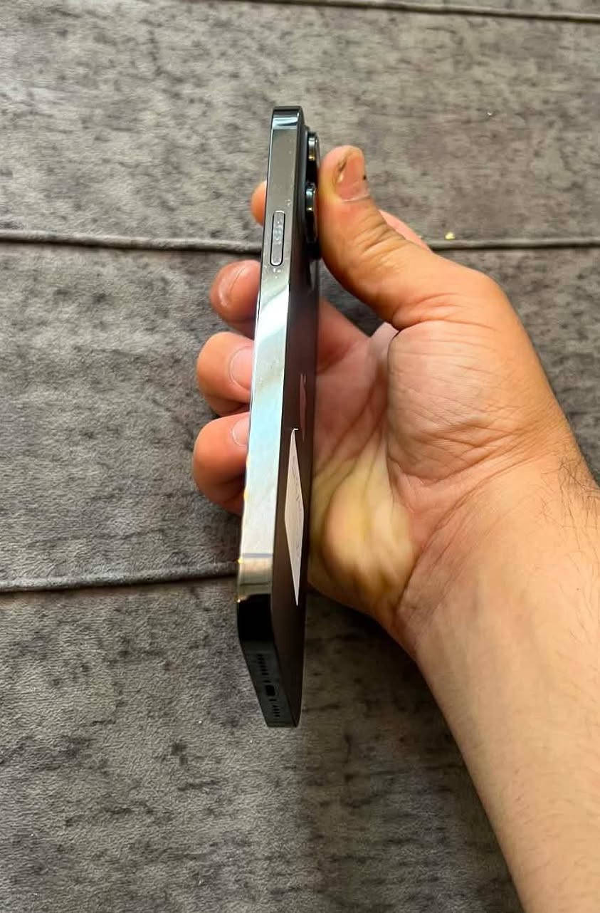 آيفون 13برو ماكس
ذاكرة 256 بطاريه 96

شرط مامفتوح تك سيم 

ما مفتوح حييل نضيف حاسبه نورمال

اللون الاسود 

نضافه ٩٥بل ١٠٠ 

السعر 675 وبي مجال للطيبين 

مكان موصل الايمن دورة الرساله 

*********** بي واتساب

م/فقط بيع
