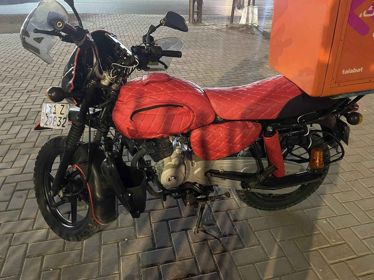 دراجه. بوكسر موديل 2023 مجفته تحفين شركه دراجه ناعمه مشتغله ليث السوري ***********
