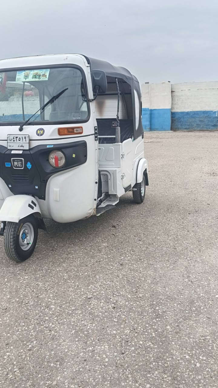 السلام عليكم تكتك للبيع موديل 22شهر 7رقم وسنويه تحويل ثاني يوم الكشر كفاله بس دوس العنوان بغداد حي طارق ***********
