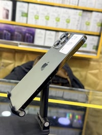 آيفون ١٣ برو ماكس • ١٢٨ • بطارية ٨٧٪