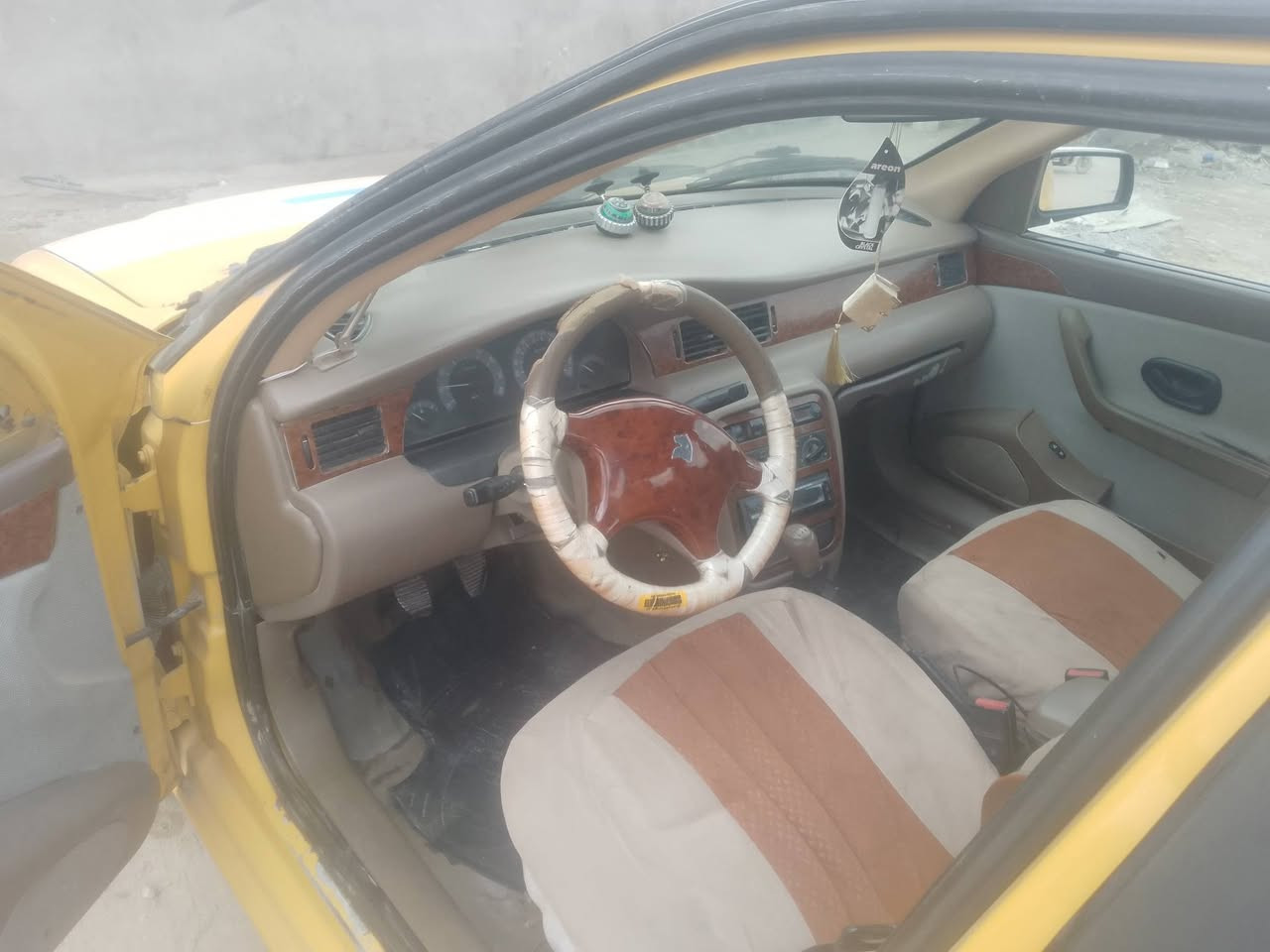 سلام وعليكم سمند للبيع سمند حلوة ومرتبة وجاهزة كبل للشارع تبريد ثلج السيارة بسمي هزة جديدة سنوية 2031 بكاني الزعفرانية رقم *********** السعر 32وبيهة مجال قليل
